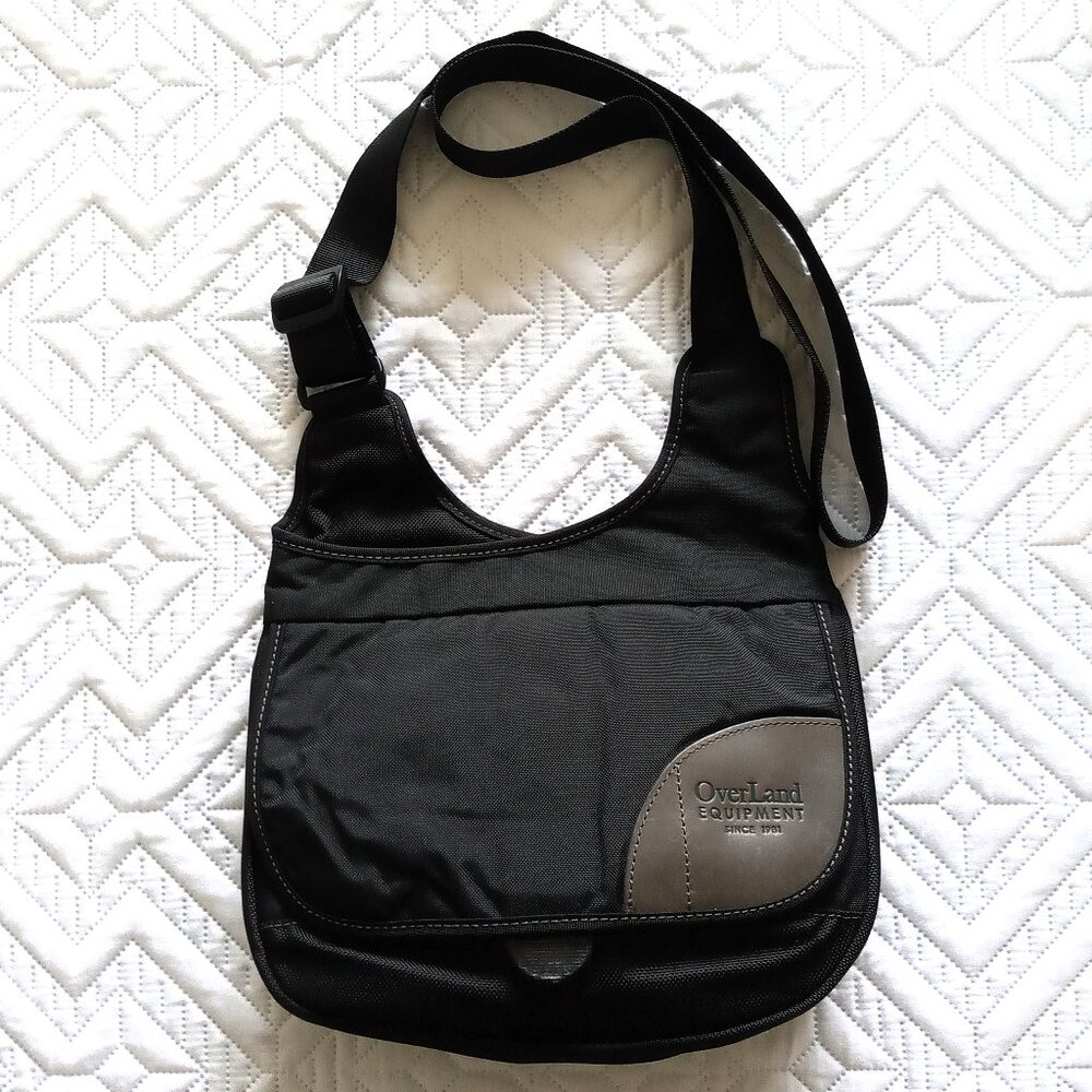 Overland Equipment Auburn Shoulder/Crossbody Bag -- Black/Dusty Blue -- EUC